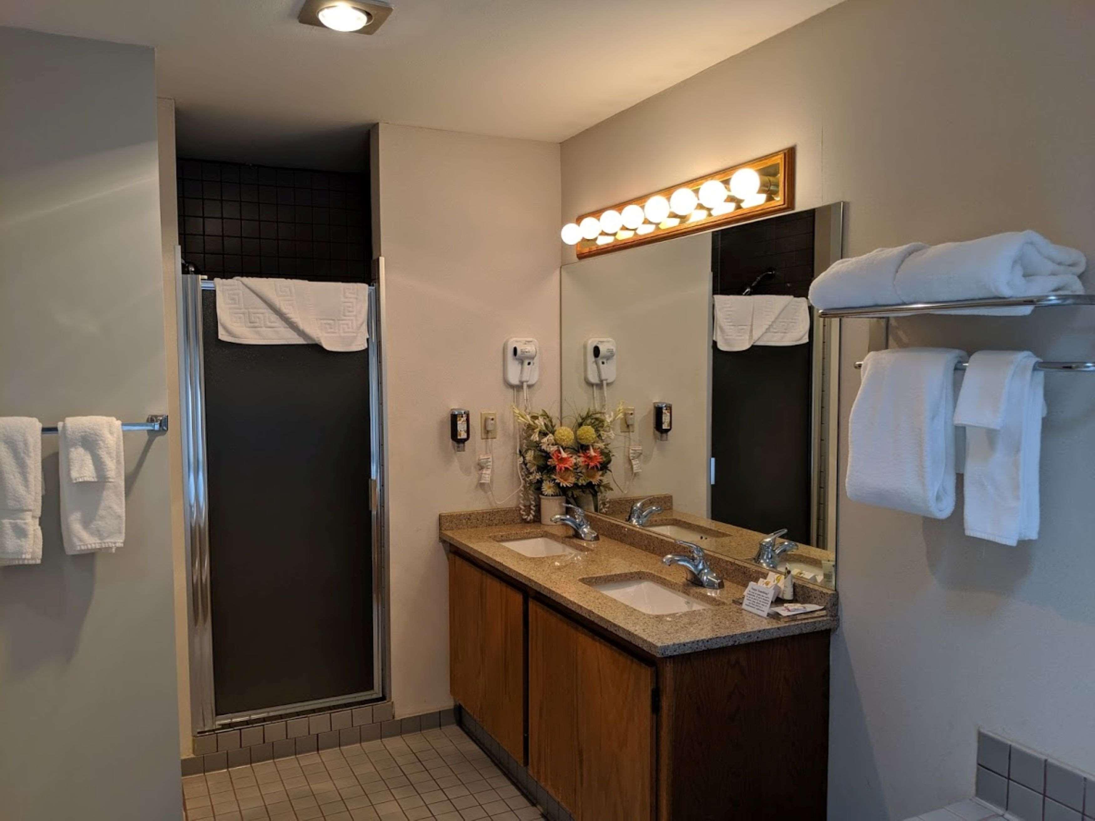 Best Western Premier Ashton Suites - Willowbrook Хьюстон Экстерьер фото