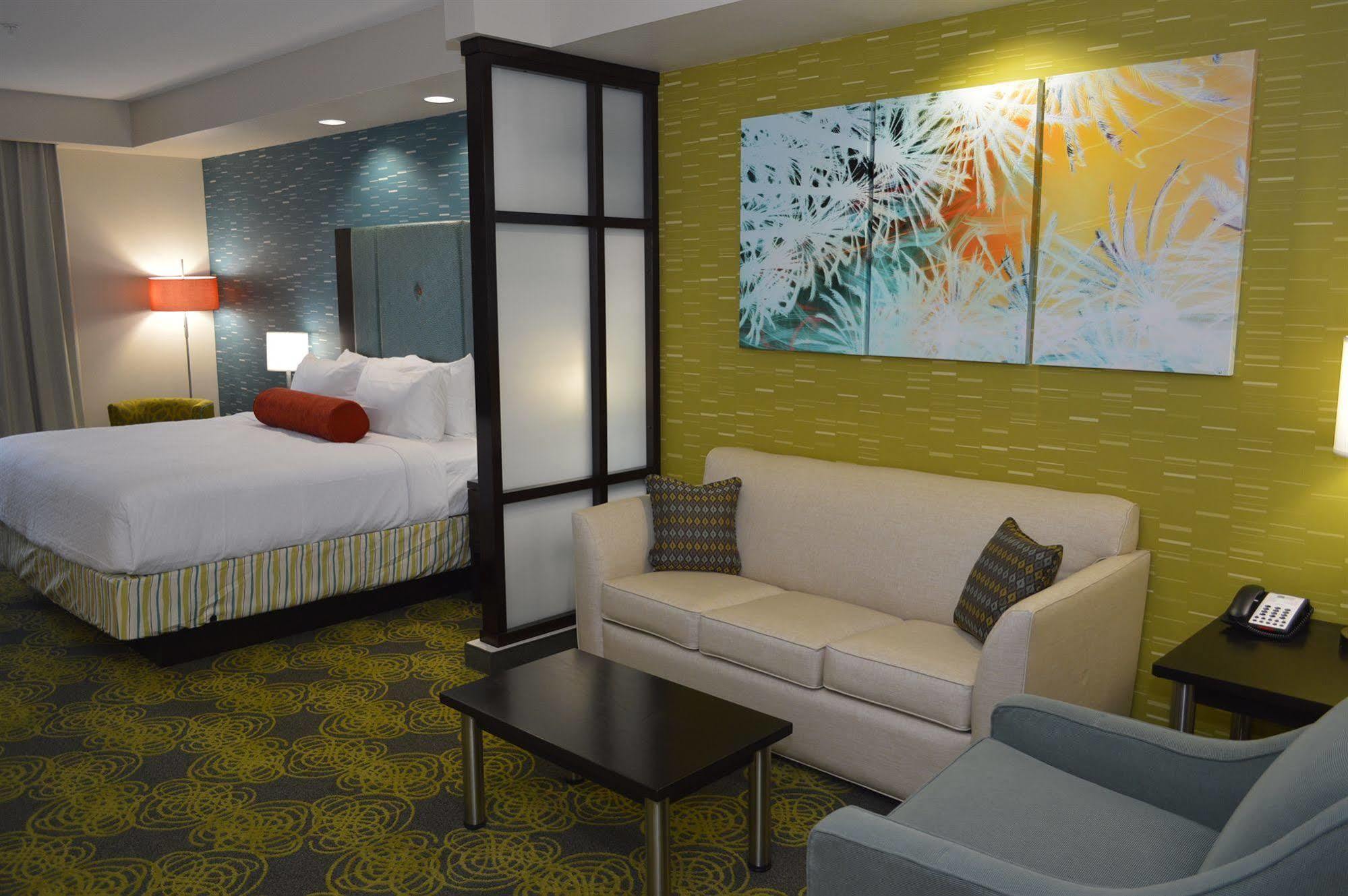 Best Western Premier Ashton Suites - Willowbrook Хьюстон Экстерьер фото